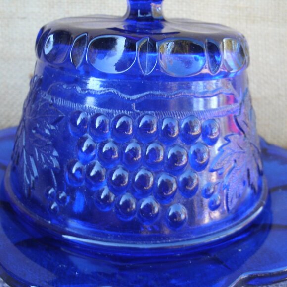 Vintage Mosser Cobalt Grapes Covered Butter Dish - Picture 10 of 16